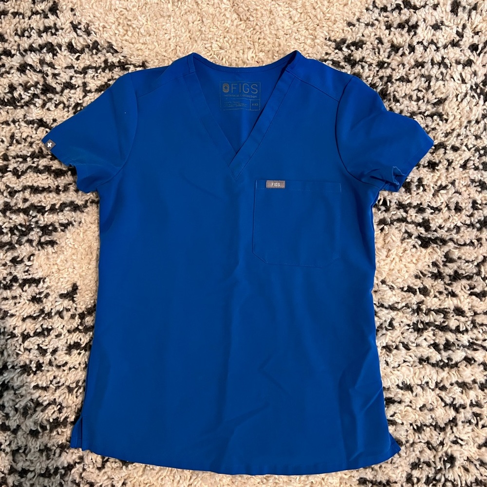 Figs Catrina One Pocket scrub top in Royal blue